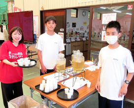 七福醸造「白だしの日まつり」開催 地元住民など1000人が来場