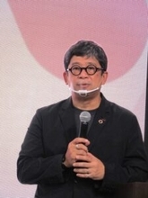 モス、月見バーガーに満を持して参入　オリジナルの半熟風たまごとソーセージで差別化　「月見フォカッチャ」期間限定発売