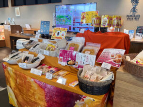 “発酵”コンセプトの複合施設「OH!!!」で創業祭 さつま芋袋詰めや米すくい 多彩な催しでにぎわう