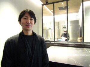 小川珈琲、1フロアに12業態のクロスオペレーションで融合図る遠大な実験開始　幸せな未来目指し本物通じ「感覚が開く」体験の場