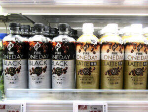 コーヒー飲料 ブラックが二極化 コク深さとクリアな味わい