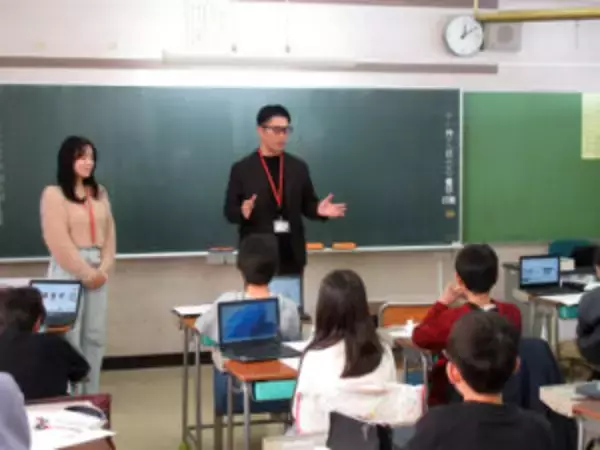 明星食品 カップ麺のデザイン考える出張授業 地元小学校で