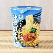 ファミリーマート PBカップ麺が2ケタ成長 定番・名店コラボの両輪 「売り場の主役へ」