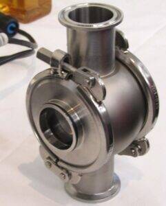 コカ・コーラ、製造現場でAIによる節水とロス削減に挑む　スタートアップ企業の先進技術を導入して原液工場で実証実験