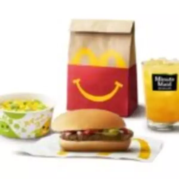 マクドナルド、ハッピーセット「ポケモン アウトドア」期間限定販売