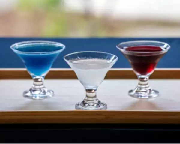 「iichiko 彩天」 焼酎とカクテルを宇佐神宮に奉納 WEBでショートフィルム公開中