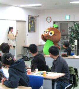 群馬県民の数を上回るスティックドリンクを1日で製造するAGF関東（群馬県太田市）　土曜日や休みの日に親子受け入れて大反響