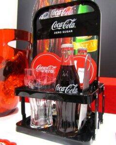 「コカ・コーラ」全国の外食店の盛り上げに全力投球　家庭では得られない体験価値に磨き　「瓶コーク」おいしく飲める場所を倍増