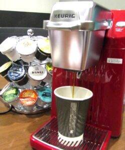 企業の垣根超えてコーヒー＆ティーが楽しめるマシン 家庭用で急伸　現在の19ブランドから「半年に2ブランドずつ増やしていく」