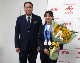 味の素 東京本社で従業員交流会 フィギュアスケート坂本さん迎え