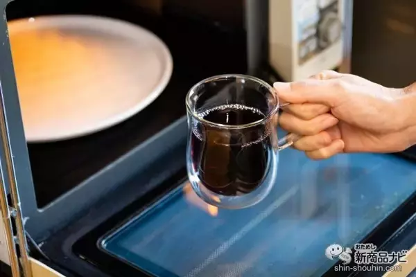 「本場ドイツのホットワインを簡単に！ 芯から温まれて食事にも合う『グートロイトハウス・グリューワイン 赤/白』」の画像