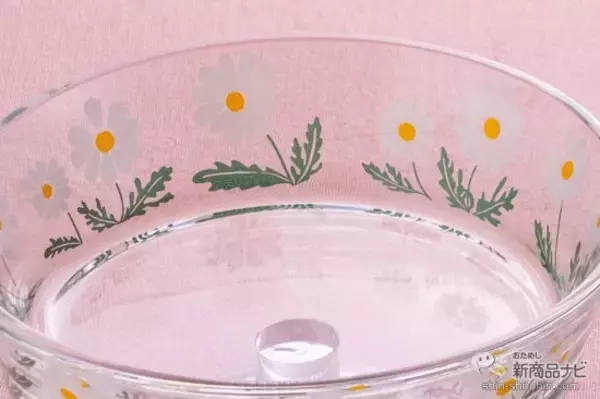 「憧れの喫茶店プリンに感動!?  懐かしい『アデリアレトロ 脚付きデザート深型・浅型』で、昭和レトロなおうち時間を楽しもう」の画像