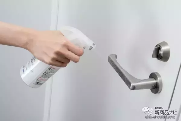 「目に見えないきめ細かな泡が汚れを落とす！ 2度拭きいらずの『マイクロバブル・クリーナー』で、家中キレイにお掃除しよう」の画像