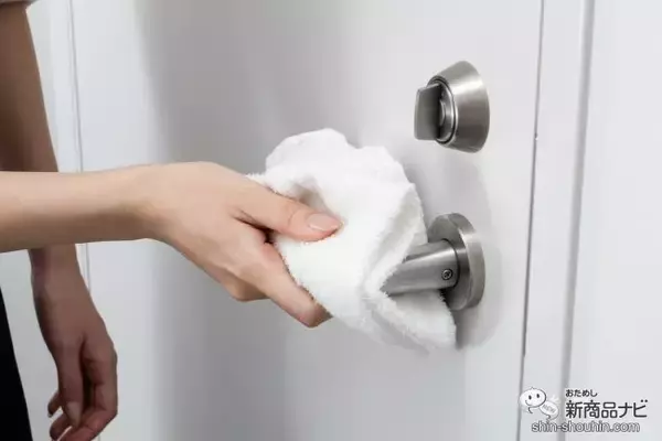 「目に見えないきめ細かな泡が汚れを落とす！ 2度拭きいらずの『マイクロバブル・クリーナー』で、家中キレイにお掃除しよう」の画像