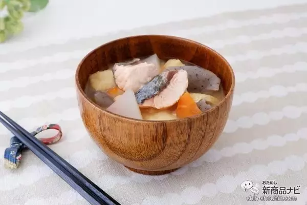 「秋冬に⼈気の郷⼟料理「粕汁」を『料亭の味 粕汁の素』でパパッとおいしく作ろう！」の画像