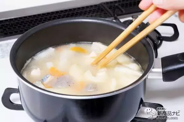 「秋冬に⼈気の郷⼟料理「粕汁」を『料亭の味 粕汁の素』でパパッとおいしく作ろう！」の画像