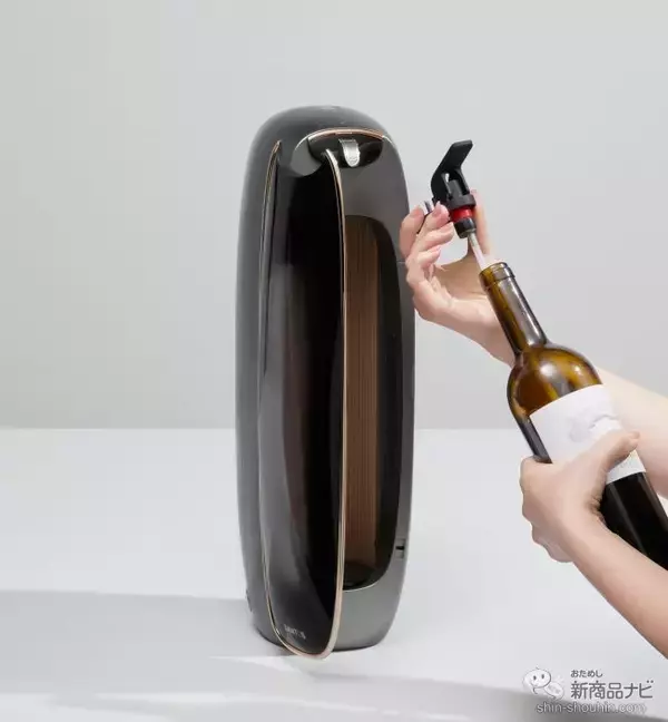 「【日本初上陸】ワインの酸化を防いでいつでも美味しい1杯を！ 部屋の美観にもなる『SANTUS ワインサーブマシーン』が新登場！」の画像