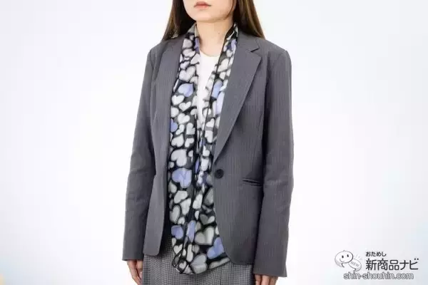 「サッと首に通すだけ！ 時短でおしゃれな日本製のシルクスカーフ＆ストール『KINUWA-絹輪-』をおためし」の画像