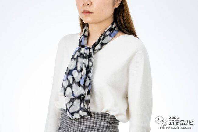 サッと首に通すだけ！ 時短でおしゃれな日本製のシルクスカーフ＆ストール『KINUWA-絹輪-』をおためし