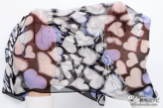 サッと首に通すだけ！ 時短でおしゃれな日本製のシルクスカーフ＆ストール『KINUWA-絹輪-』をおためし