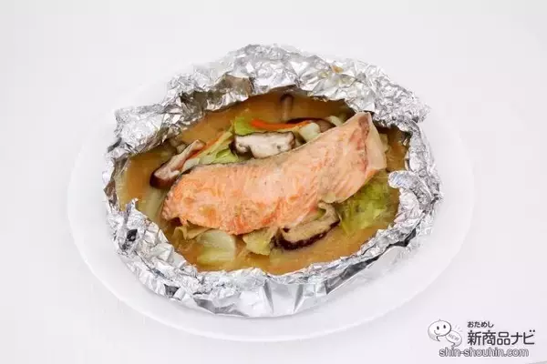 「片手で使える便利なお味噌『ボトル合わせみそ』で鮭のちゃんちゃん焼きを作ろう」の画像