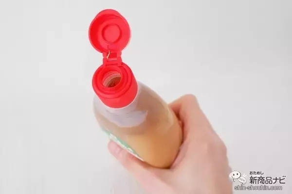 「片手で使える便利なお味噌『ボトル合わせみそ』で鮭のちゃんちゃん焼きを作ろう」の画像