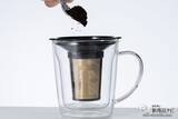 「ゴールドフィルターと保温マグがセットに！ コーヒーや紅茶を美味しく気軽に淹れられる『コレス　ゴールドフィルターダブルウォールマグ C412』」の画像4