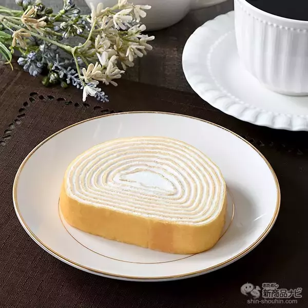 「『ファミリーマート・今週の新商品情報』Afternoon Tea監修の紅茶を楽しめるお菓子続々！『紅茶ドーナツ　レモンティー味』や『ミルクレープロール』ほか」の画像