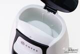 「デスクでも寝室でも淹れたてコーヒーを！ ペーパーフィルター不要で使える『コレス1カップコーヒーメーカーC312WH』」の画像4