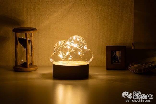 今日は電気を消して過ごそうかな。幻想的な“光る雲” 『クラウドLEDライト』で癒し空間を作ろう