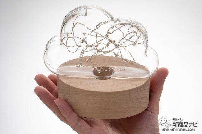 今日は電気を消して過ごそうかな。幻想的な“光る雲” 『クラウドLEDライト』で癒し空間を作ろう