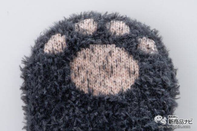 スマホ操作も手袋をしたまま快適！ かわいくて温かい『メグローブ』を購入して保護犬猫の命を守ろう