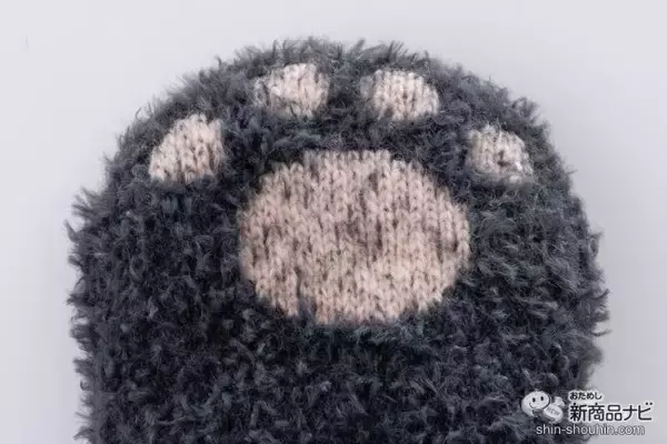 「スマホ操作も手袋をしたまま快適！ かわいくて温かい『メグローブ』を購入して保護犬猫の命を守ろう」の画像