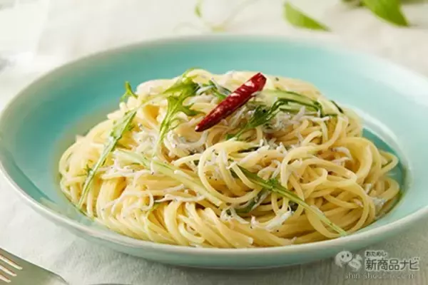 「抜群の爽やかさ『BOSCOシーズニングオイル レモン＆オリーブオイル』でいつもの料理にアクセントを」の画像