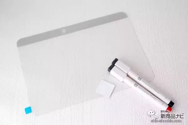 「【新発売】繰り返し貼ってはがせる透明なメモボード『PitaCLEAR（ピタクリア）』！」の画像