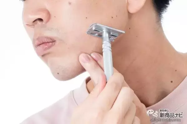 「【職人仕上げ】ランニングコストに優れたオールステンレス剃刀『特撰両刃ホルダー』なら次元を超えた剃り心地が体感できる！【ギフト】」の画像