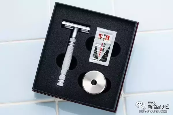 「【職人仕上げ】ランニングコストに優れたオールステンレス剃刀『特撰両刃ホルダー』なら次元を超えた剃り心地が体感できる！【ギフト】」の画像