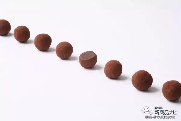 「【心温まるプレゼント】生チョコなのに常温保存OK！ 職人の最高傑作『TEMAHIMAN・生チョコレート』を食べてみた」の画像