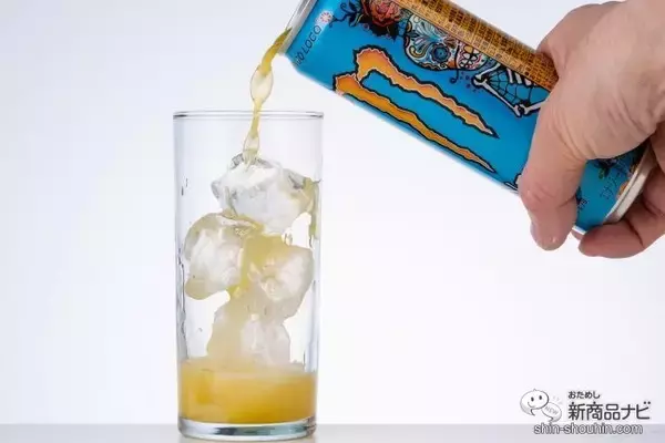 「最凶レベルのエキゾチック！ 果汁11％配合『モンスター マンゴーロコ』をひと足早く飲んでみた」の画像