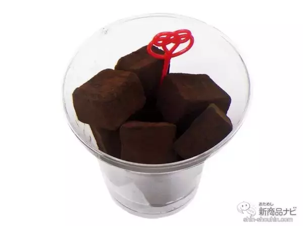 「『セブン-イレブン・今週の新商品情報』鍋ジャンル進出!?『とみ田監修 背脂にんにくチャーシュー鍋』や『焦がしカラメルのしっとりかすてら』ほか」の画像