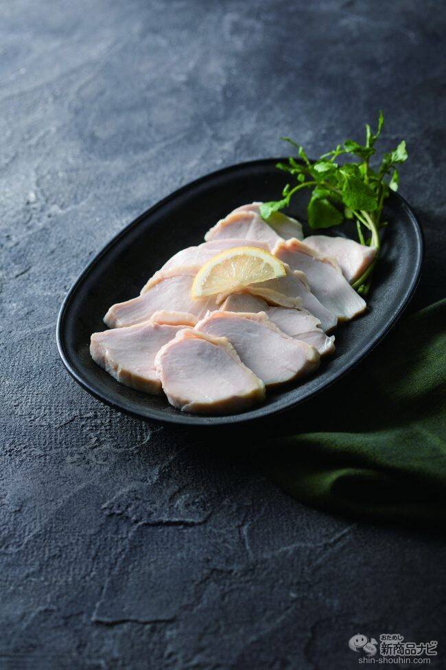 おうちで簡単プロの味！ 食材の中心温度を測定して調理する低温調理器『芯温スマートクッカー TLC70A』が登場