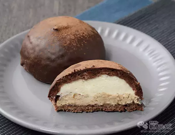 「『ローソン・今週の新商品情報』冬のGODIVAコラボスイーツ続々！『Uchi Café×GODIVA　どらもっち　ショコラ&フランボワーズ』や『ティラミスクッキーシュー』ほか」の画像