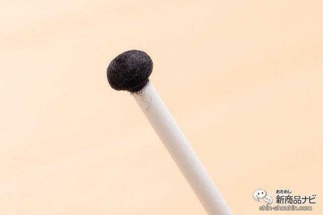 旅行先でも出張先でも！ 『至福の360度耳かき綿棒』に黒の個包装タイプが新登場！ 新採用「でこぼこヘッド」の使い心地は？