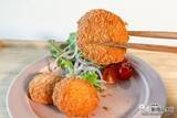 「ぎっしり詰まった濃厚クリーム！ 生ハム・ほうれん草の相性がバツグン！手軽に食べられる冷凍おかずを実食！」の画像10