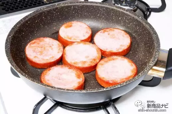 「南州農場からお届け！ 高級ブランド豚の『南州黒豚ソーセージ4点詰合せ』をお得にお取り寄せしよう」の画像