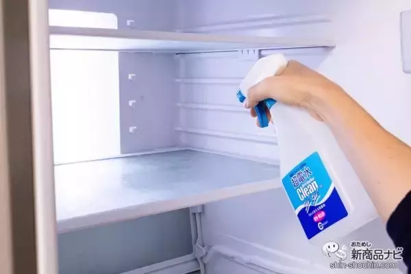 「食中毒が増えるこれからの季節に。水100％の『超電水クリーンシュ！シュ！』で気になるキッチン周りを洗浄＆除菌（※1）しよう！」の画像