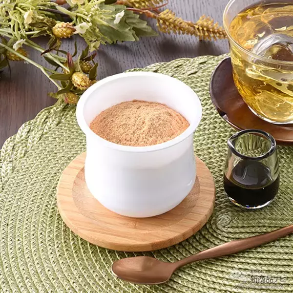 「『ファミリーマート・今週の新商品』エビチリが肉まんに!? 本格チリソース使用の『旨さエビぞり　海老チリまん』など」の画像