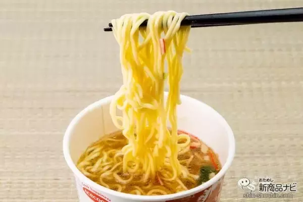 「シリーズ第4弾『お取り寄せNIPPON 北海道産花咲ガニだし醤油ラーメン/静岡駿河湾産桜えびだし塩ラーメン/京都産京鴨だしうどん』を食べ比べ！」の画像