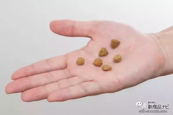 「待望の復活！ 飼い主から大人気、コスパ最強のペットフード『復活！愛情物語』をおためしレビュー」の画像