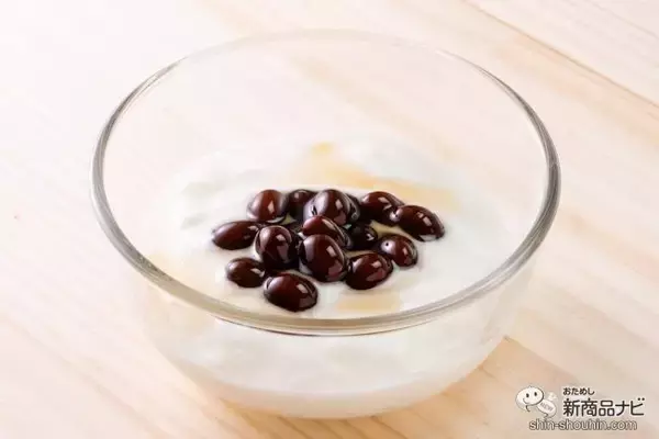 「ヨーグルトトッピング専用くろ豆など変わり種にも注目!? 老舗の味を一度に楽しめる『煮豆と昆布佃煮の8種8個詰め合わせ』はお正月にもぴったり」の画像